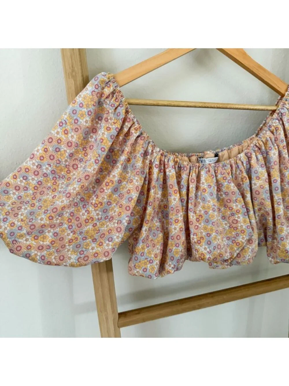 Zara Printed Satin Effect Floral Puff Sleeve Off Shoulder Crop Top Size Small